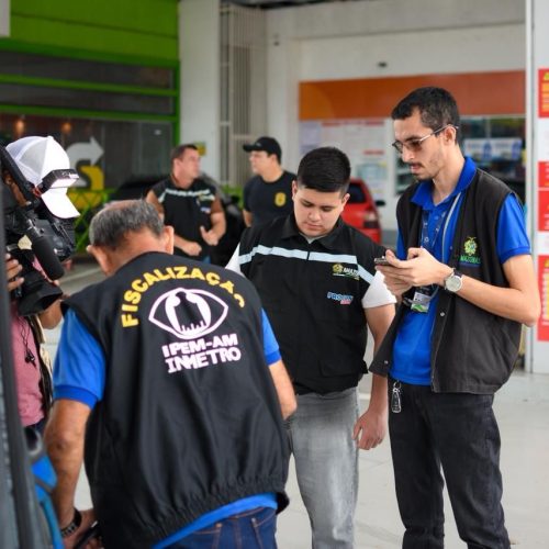 Operação “Consumo Seguro” fiscaliza combustíveis e produtos em Manaus