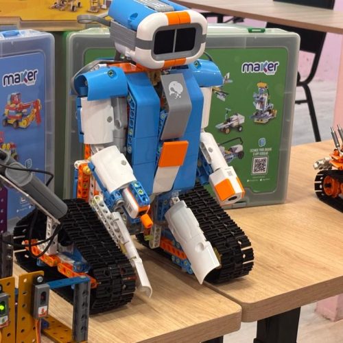 Projetos de robótica desenvolvidos por alunos podem ser visitados gratuitamente no Manaus Plaza Shopping