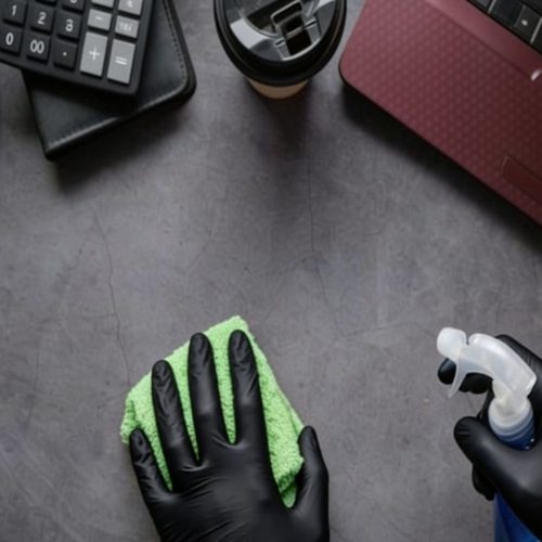Empresas revisam protocolos de higiene para melhorar saúde do ambiente de trabalho