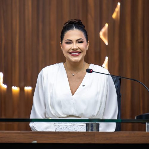 Primeira mulher parintinense deputada estadual, Brena Dianná vai legislar a favor do povo do interior