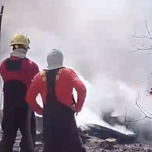 Incêndio atinge terreno no Conjunto Nova Cidade e mobiliza Corpo de Bombeiros
