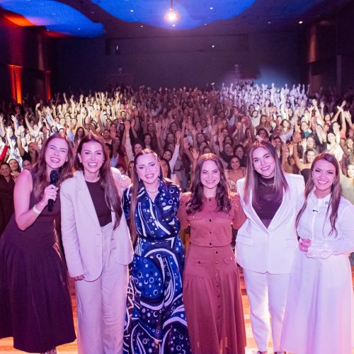 “O Valor da Identidade” reúne mulheres para uma jornada de autoconhecimento em Manaus